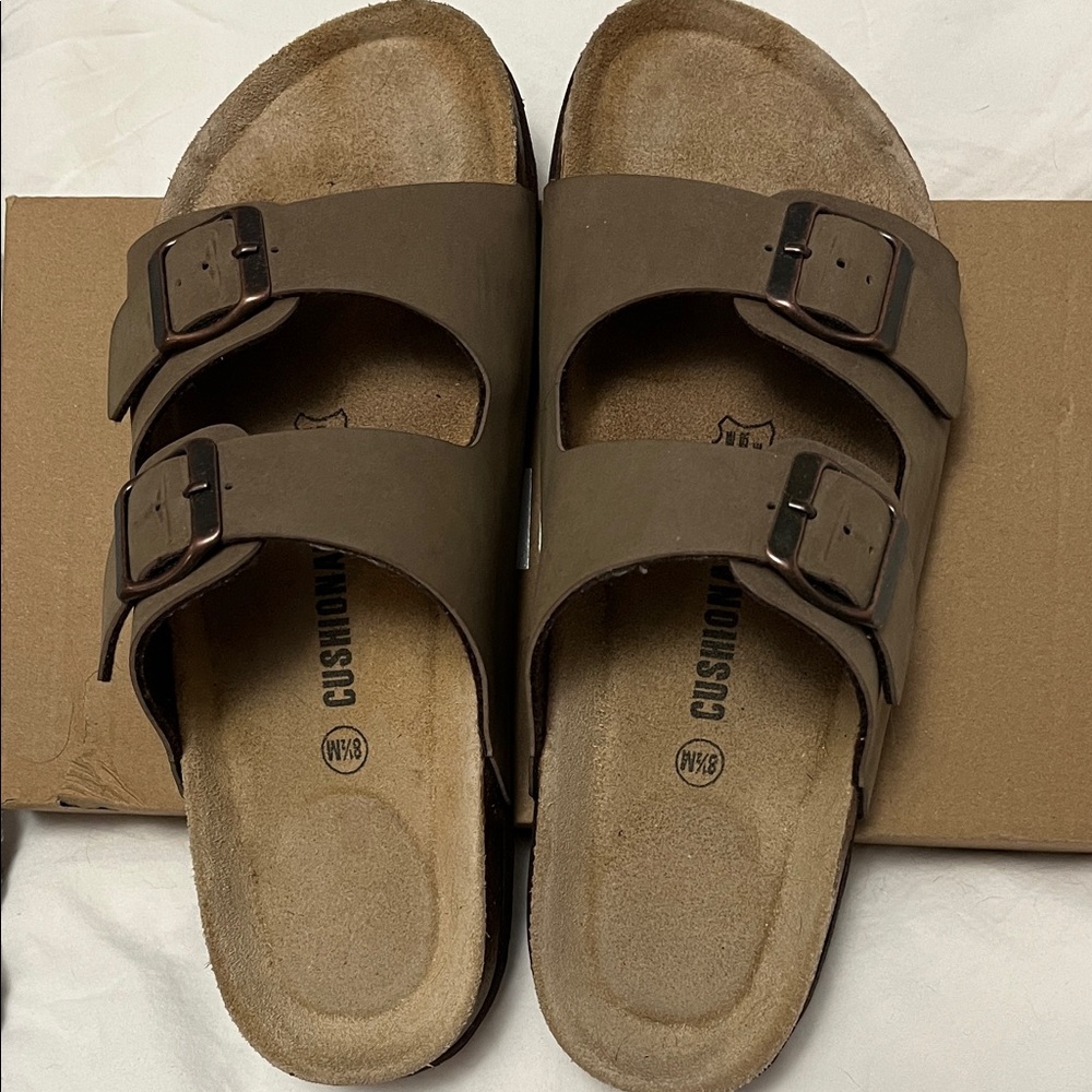 Cushionaire Women's Brown Sandals
